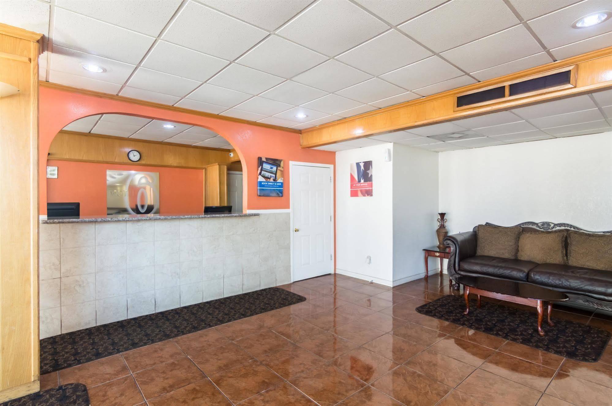 Delux Inn Wichita Falls Εξωτερικό φωτογραφία