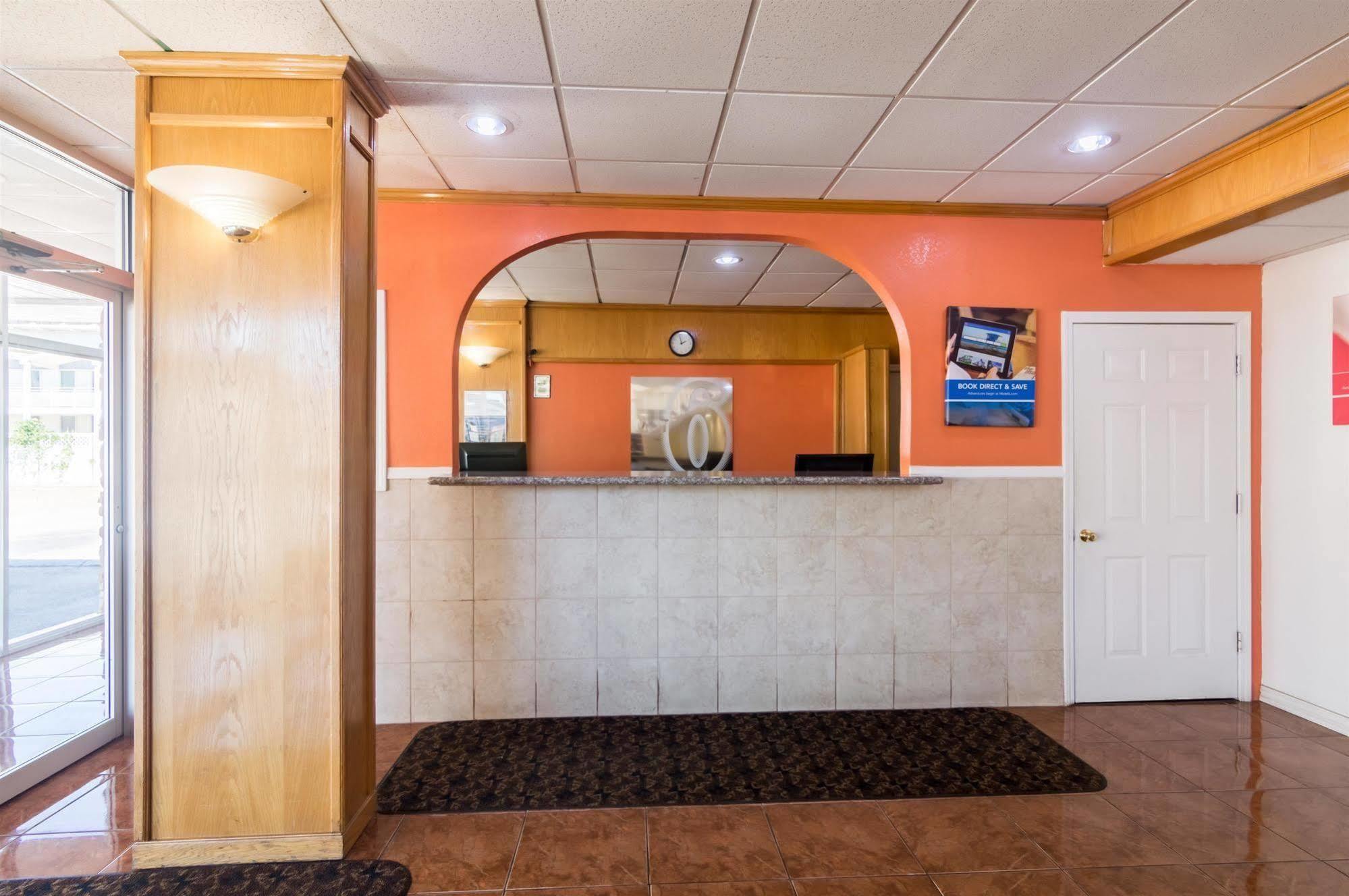 Delux Inn Wichita Falls Εξωτερικό φωτογραφία