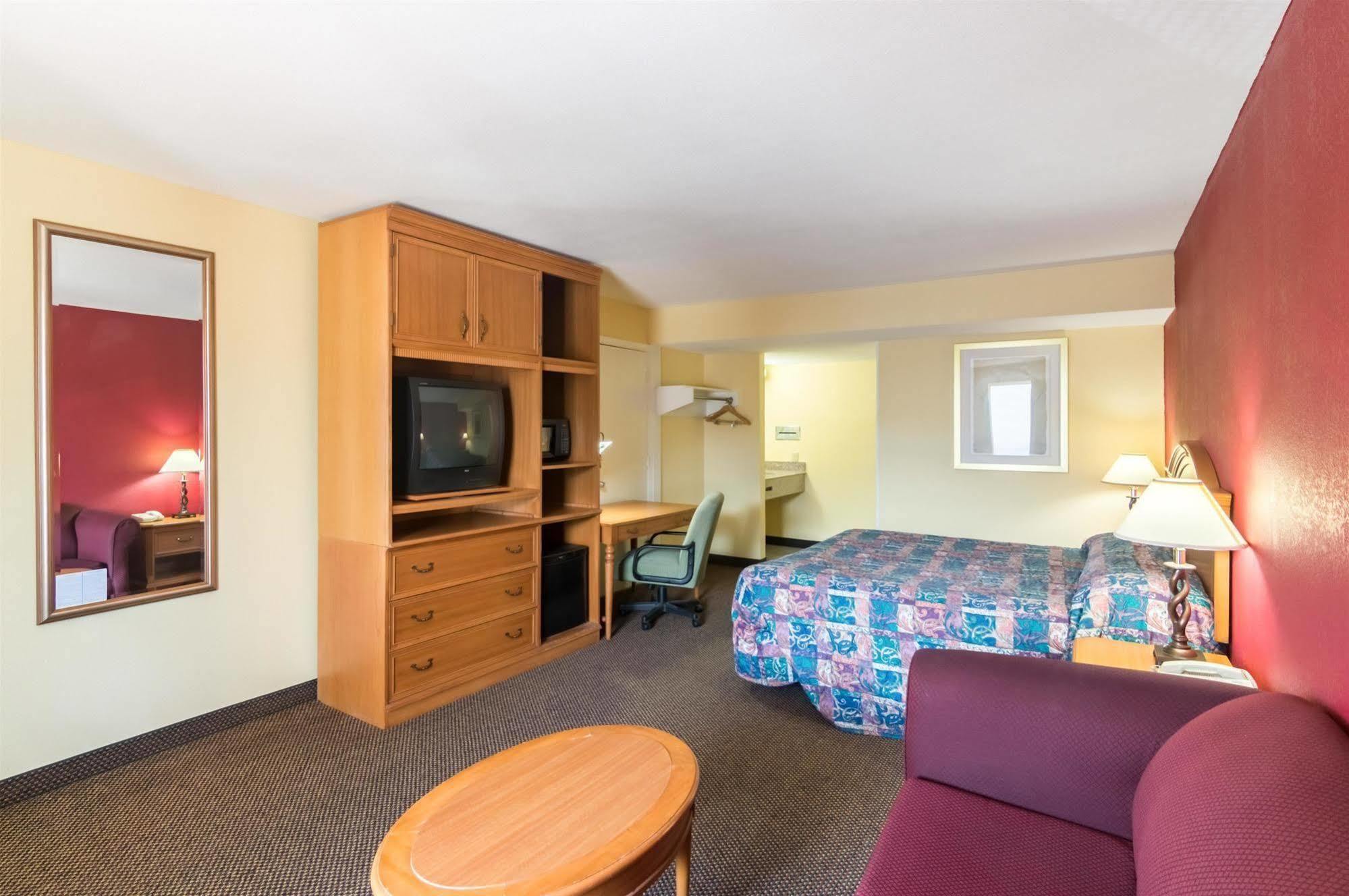 Delux Inn Wichita Falls Εξωτερικό φωτογραφία