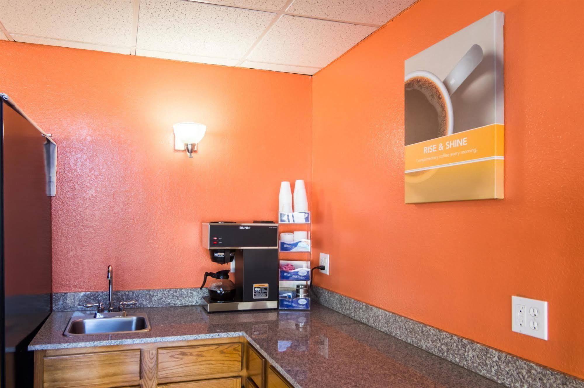 Delux Inn Wichita Falls Εξωτερικό φωτογραφία