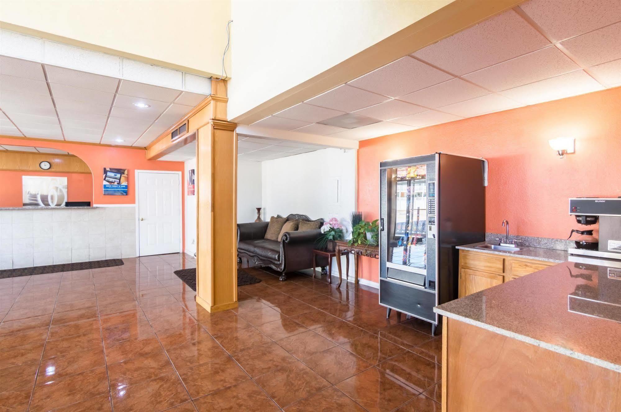 Delux Inn Wichita Falls Εξωτερικό φωτογραφία