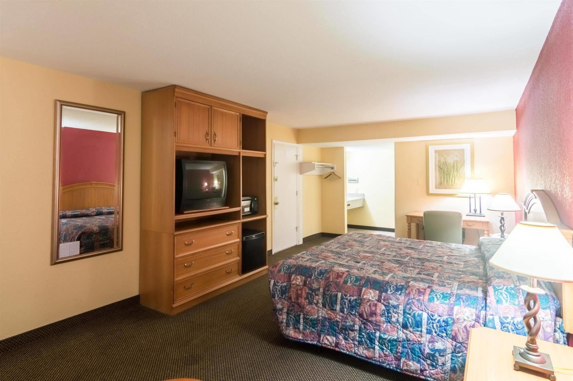 Delux Inn Wichita Falls Εξωτερικό φωτογραφία