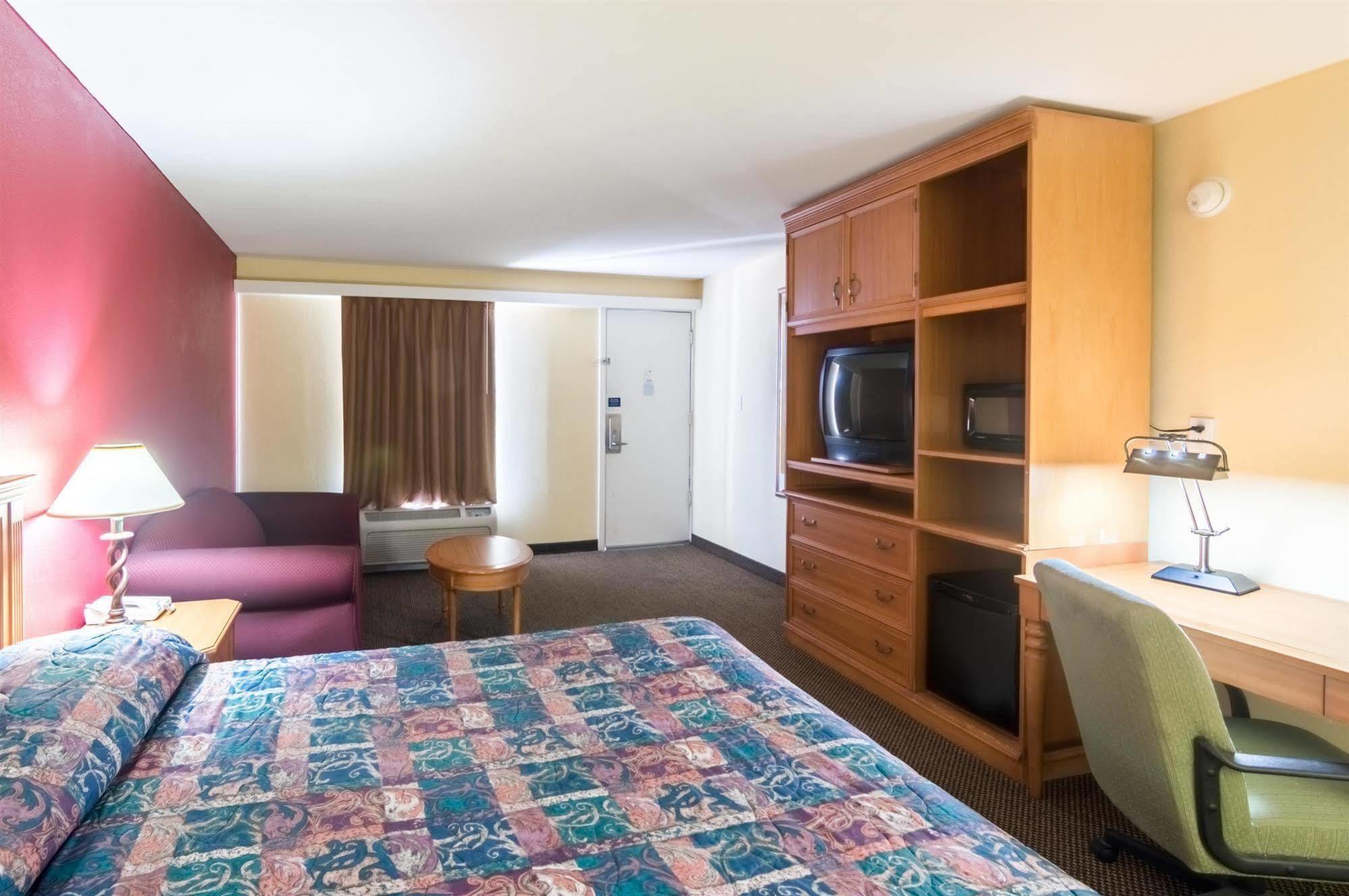 Delux Inn Wichita Falls Εξωτερικό φωτογραφία