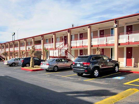 Delux Inn Wichita Falls Εξωτερικό φωτογραφία